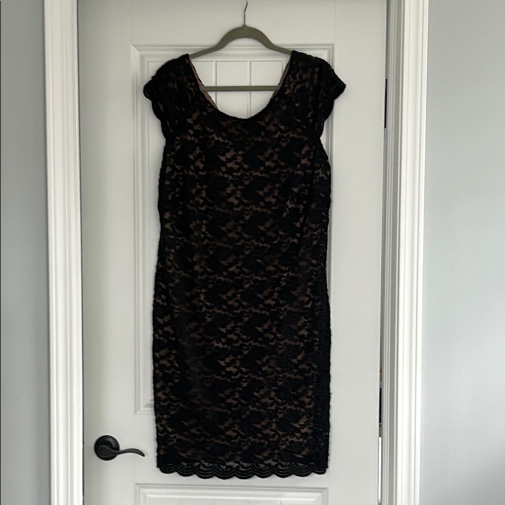 Elegant Black Lace Dress